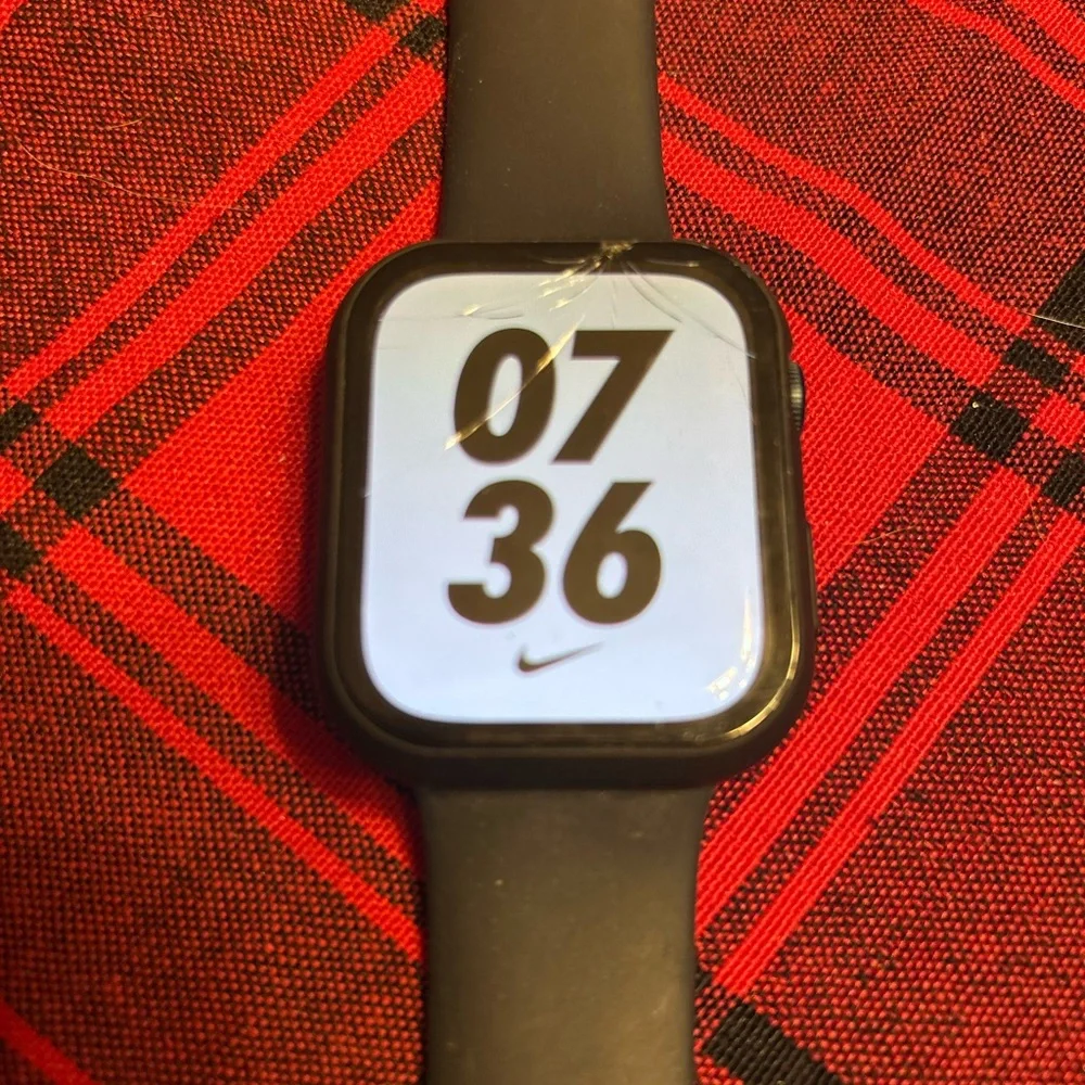 Apple Black Smartwatch with Digital Display - Picture 3 of 7